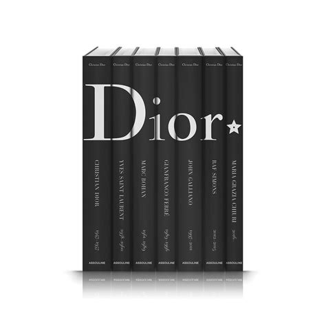 Livro Dior by Marc Bohan — Room Five Oficial.